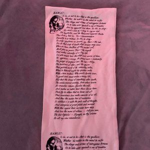 Storiarts Hamlet Book Scarf